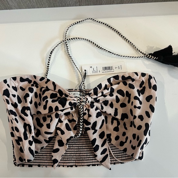 NWT Alice + Olivia Livia Halter Top - Picture 4 of 5